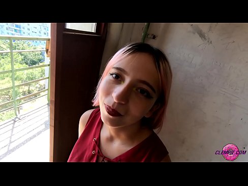 ❤️ Studentessa sensuale succhia uno sconosciuto nell'Outback - Sborra sulla sua faccia ️ Video di sessoal it.tuberxxx-com.ru ❌️❤